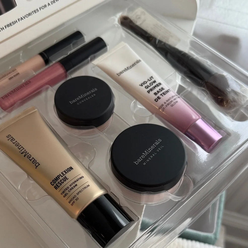 bareMinerals Tinted Perfection Makeup Set - Purple, Black, Pink, Cream - Picture 4 of 5